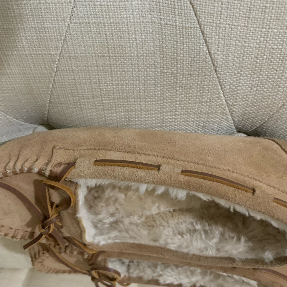 Slippers - Picture 4 of 4
